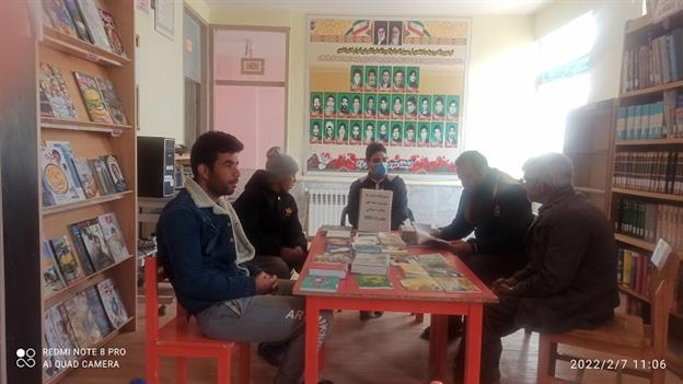 نشست کتابخوان کتابخانه ای